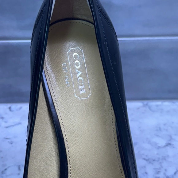 Coach Luisa Silver Buckle Polished Black Leather Platform 5” Heels size 8.5 - Picture 7 of 7